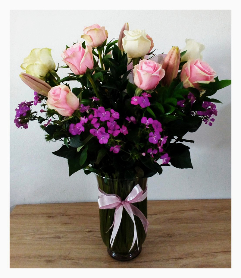 VASE WITH PINK ROSES AND FILLER – GET WELL