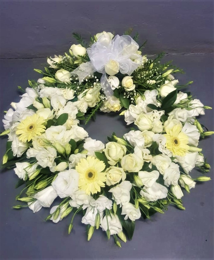 White Medium Wreath Ring